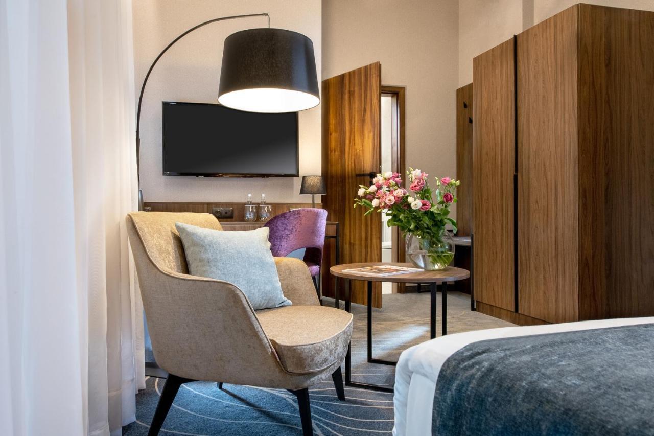 Hotel M29 Krasków Εξωτερικό φωτογραφία